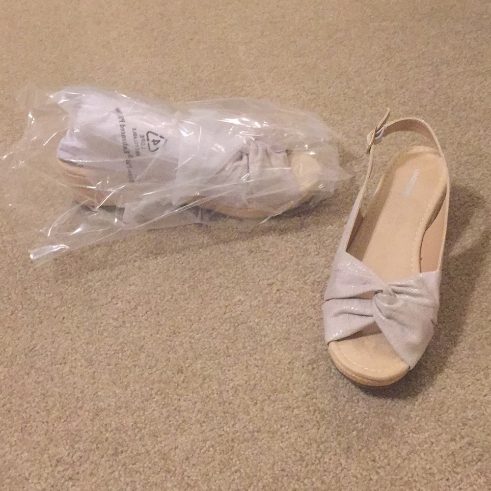 Land’s End sandals